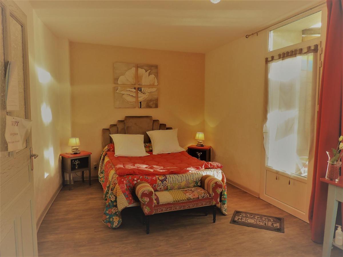 Venterol  シャンブル エ ジット ラ ドルジザーヌ Bed & Breakfast エクステリア 写真
