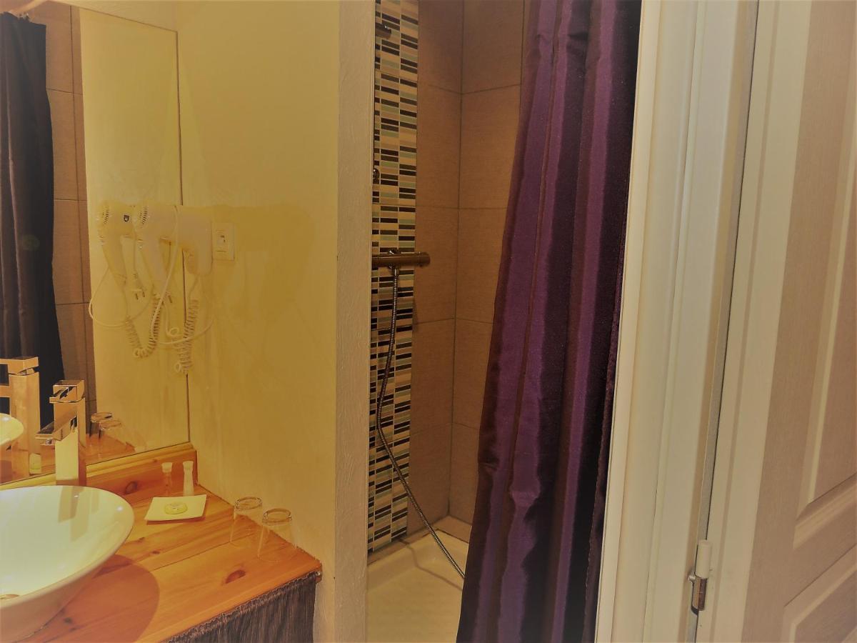 Venterol  シャンブル エ ジット ラ ドルジザーヌ Bed & Breakfast エクステリア 写真