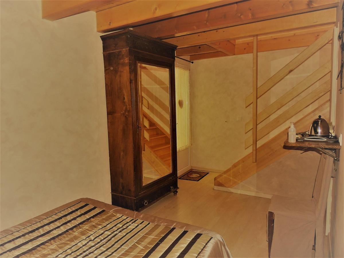Venterol  シャンブル エ ジット ラ ドルジザーヌ Bed & Breakfast エクステリア 写真