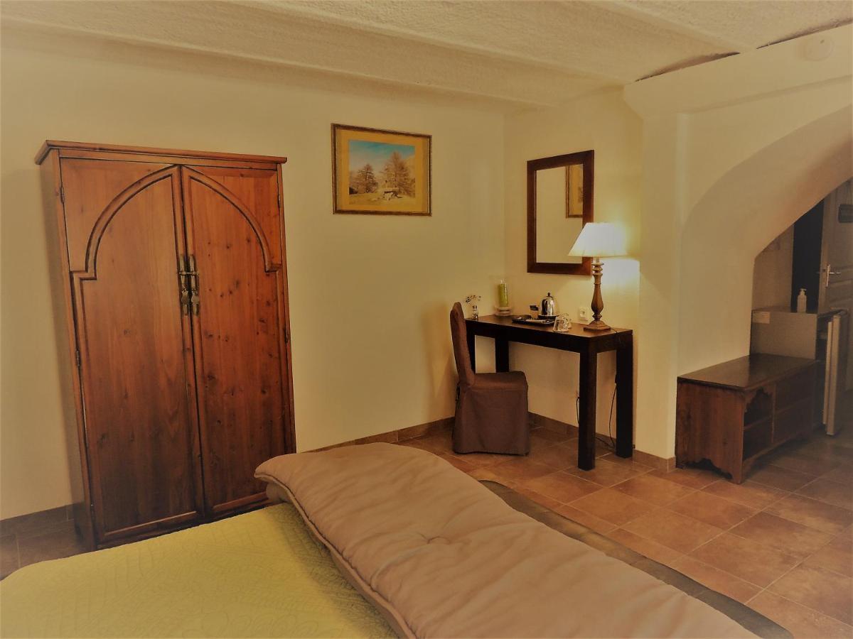 Venterol  シャンブル エ ジット ラ ドルジザーヌ Bed & Breakfast エクステリア 写真